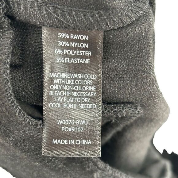 BetaBrand Straight Leg Yoga / Dress Pants Black Pinstriped Medium Long - Picture 8 of 9